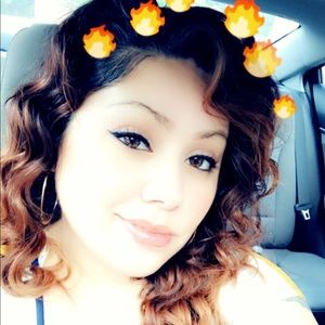 Meet your Posher, Crystal